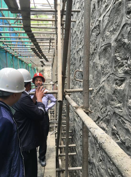 E:\安委會工作管理資料\檢查項目照片\17.5.10鎮(zhèn)平、褒河、土地嶺項目\88549465100562352.jpg